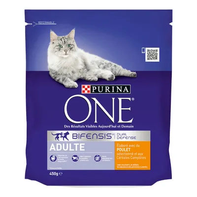 Purina ONE Bifensis Dual Defense Adulte, 450 g. Widoczny kot, tekst: élaboré avec du poulet sélectionné et aux céréales complètes. Bez barwników i konserwantów dodanych.
