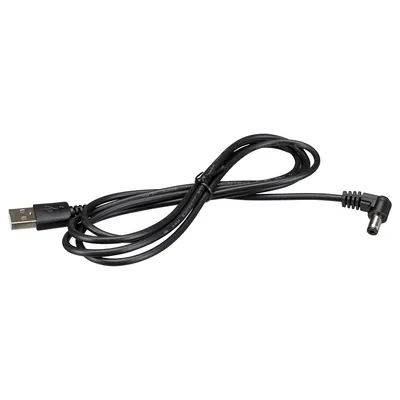 Sort USB-kabel med et lige stik og et vinklet stik, egnet til elektroniske enheder.
