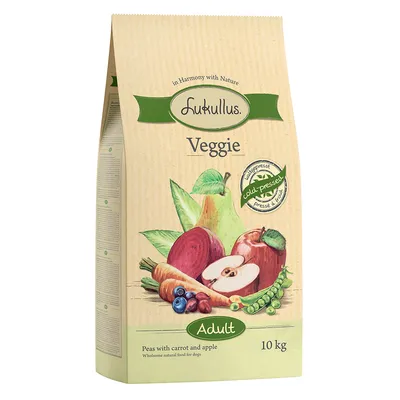 Lukullus Veggie Adult hondenvoer, 10 kg. Tekst: cold-pressed, peas with carrot and apple. Afbeeldingen van groenten en fruit op de verpakking.