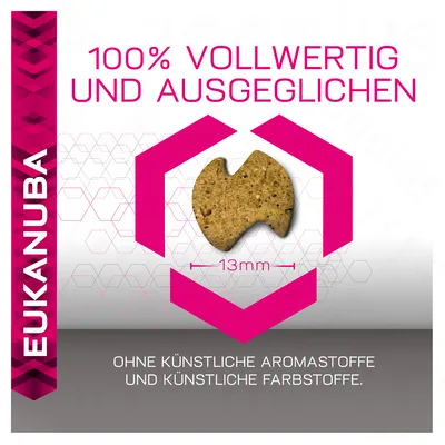 EUKANUBA. 100% VOLLWERTIG UND AUSGEGLICHEN. Bez umjetnih aroma i boja. Keks promjera 13 mm prikazan u sredini. Tekst na njemačkom jeziku.