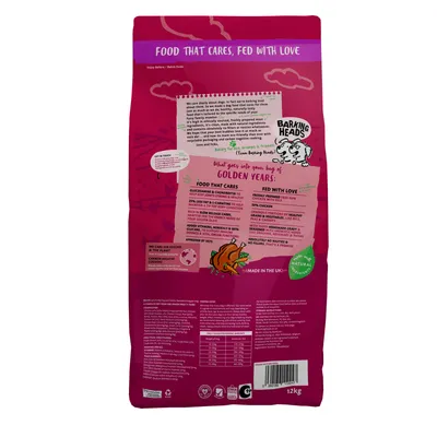 Product packaging showing feeding guide, ingredient highlights such as glucosamine, freshly prepared chicken, and natural ingredients, plus nutritional information and care statements.