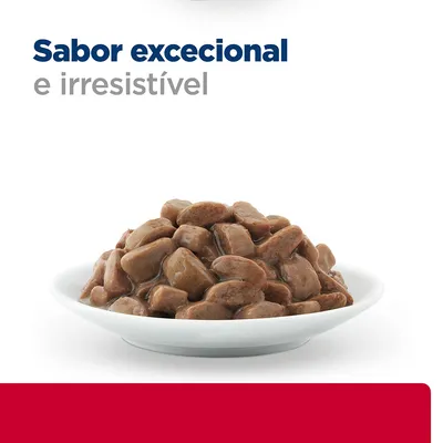 Prato com pedaços de comida húmida castanha. Texto visível: 'Sabor excecional e irresistível'.