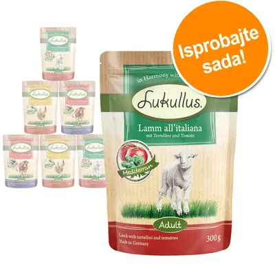 Lukullus Lamm all’italiana Adult, 300 g. Natpis: Isprobajte sada! Više različitih pakiranja hrane za pse Lukullus vidljivo u pozadini. Lukullus Lamm all’italiana Adult, 300 g. Natpis: Isprobajte sada! Više različitih pakiranja hrane za pse Lukullus vidljivo u pozadini.