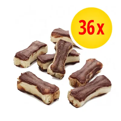 36 kpl ruskea-valkoisia koiran puruluita, määrä merkitty keltaisessa ympyrässä punaisella tekstillä '36x' 36 kpl ruskea-valkoisia koiran puruluita, määrä merkitty keltaisessa ympyrässä punaisella tekstillä '36x'