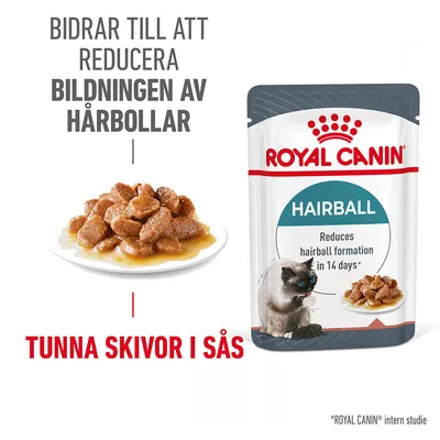 Royal Canin Hairball våtfoder för katt, text: Bidrar till att reducera bildningen av hårbollar, tunna skivor i sås. Förpackning, tallrik med foder och katt synliga.