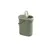 Contenitore in plastica verde con coperchio bianco e apertura a ribalta, maniglia laterale visibile. Contenitore in plastica verde con coperchio bianco e apertura a ribalta, maniglia laterale visibile.