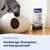 Biokat's Diamond Care fresh feinkörnige Klumpstreu mit Babypuderduft, Verpackung neben Katzentoilette und Katze.