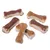 Plusieurs petits os à mâcher avec une base blanche et une couche de viande brune, adaptés comme friandise pour animaux de compagnie.