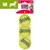 Confezione da 3 palline gialle KONG AirDog, misura M, in rete. Etichetta con scritta 'KONG AirDog' e indicazione 'Squeaks Jouet Couineur'. Confezione da 3 palline gialle KONG AirDog, misura M, in rete. Etichetta con scritta 'KONG AirDog' e indicazione 'Squeaks Jouet Couineur'.