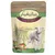Confezione Lukullus Lamm all’italiana, Naturkost für Hunde, 300 g. Immagine di agnello, tortellini, pomodori e olio su sfondo campagna.