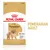 Saco de pienso Royal Canin Adult Pomeranian. Texto visible: 'Over 8 months old – A partir de 8 meses', 'Tailor made kibble', 'Bone & joint support', 'Digestive health'. Saco de pienso Royal Canin Adult Pomeranian. Texto visible: 'Over 8 months old – A partir de 8 meses', 'Tailor made kibble', 'Bone & joint support', 'Digestive health'.