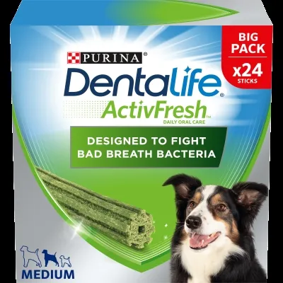 Purina Dentalife ActivFresh, big pack with 24 sticks, designed to fight bad breath bacteria. Medium size indicated. Image shows product stick and a dog.