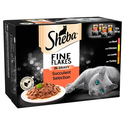 Sheba Fine Flakes in Gravy Succulent Selection, 12x85g. Med Beef, Chicken, Lamb, Turkey. With natural & quality ingredients. Billede af kat og tallerken med foder på emballagen.