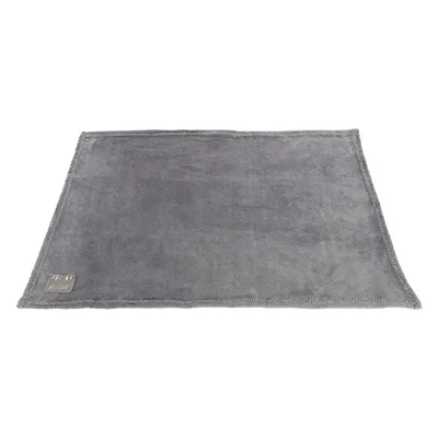 Grey mat with embroidered 'Welcome' label in the corner, rectangular shape and fine border.