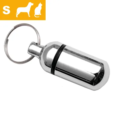 Kovová kapsula na kľúčenku pre psa alebo mačku, veľkosť S, strieborná farba. V ľavom hornom rohu ikony psa a mačky s písmenom S na oranžovom pozadí.