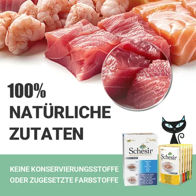100% natürliche Zutaten. Keine Konservierungsstoffe oder zugesetzte Farbstoffe. Schesir Katzenfutter Verpackungen sichtbar.