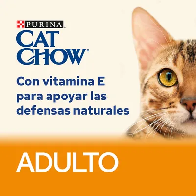 PURINA CAT CHOW. Con vitamina E para apoyar las defensas naturales. ADULTO. Text in Spanish.