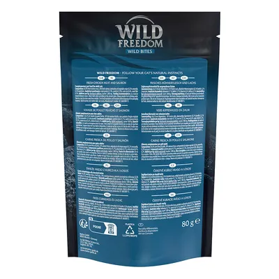 Wild Freedom Wild Bites, Frisches Hühnerfleisch und Lachs, Ergänzungsfutter für Katzen. Verpackung mit Produktbeschreibung in mehreren Sprachen, Gewicht: 80g.