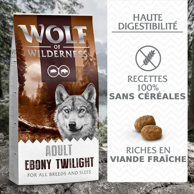Wolf of Wilderness Adult Ebony Twilight, haute digestibilité, recettes 100 % sans céréales, riches en viande fraîche, croquettes visibles, pour toutes races et tailles de chiens.