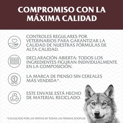 Compromiso con la máxima calidad: controles veterinarios, declaración abierta de ingredientes, marca de pienso sin cereales más vendida, envase de material reciclado. Texto en español.