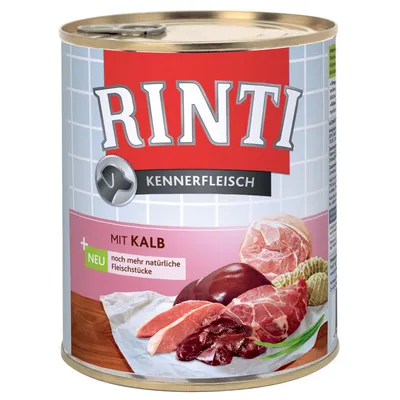 Rinti Kennerfleisch blik met zichtbare tekst: mit Kalb, neu, noch mehr natürliche Fleischstücke. Afbeelding van verschillende stukken vlees op de verpakking.