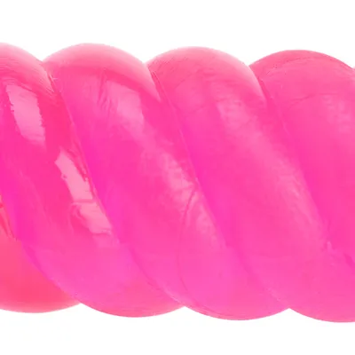 Närbild av en rosa, vriden leksak i plast med blank yta.