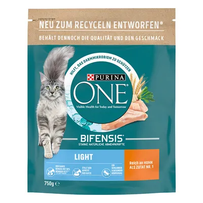 Purina ONE Bifensis Light cat food, rich in chicken as ingredient no. 1, 750g. Designed for recycling, preserves quality and taste. Supports cat’s gut microbiome.
