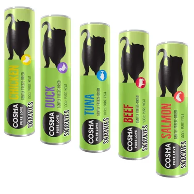 Cosma Snackies Pure Love pour chat, tubes verts avec textes visibles : Chicken, Duck, Tuna, Beef, Salmon. Mention 100 % pure meat/fish et gently freeze-dried sur chaque emballage.