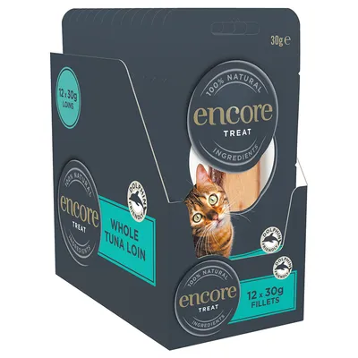 Кутия с лакомства за котки encore Treat Whole Tuna Loin, 12 x 30 г филета, 100% natural ingredients, Dolphin Friendly. Видим е продуктът и изображение на котка.