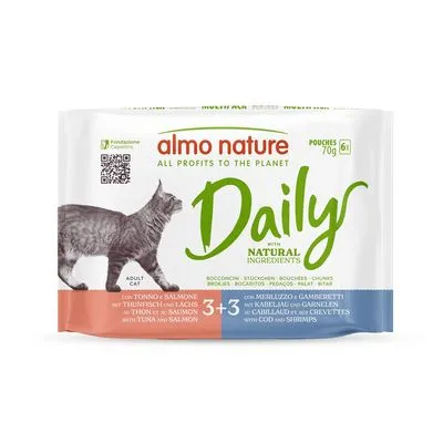 almo nature Daily kattenvoer, 6x70g. Met tonijn & zalm, kabeljauw & garnalen. Voor volwassen katten. Tekst: All profits to the planet, natural ingredients.