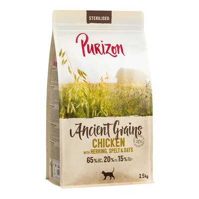 Purizon Sterilised Ancient Grains Chicken with Herring, Spelt & Oats, 65 % poulet, 20 % céréales, 15 % fruits et légumes, sac de 2,5 kg pour chat. Texte en anglais sur l’emballage.
