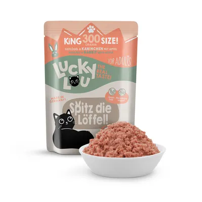 Lucky Lou Katzenfutter für Erwachsene, King 300 Size, Geflügel & Kaninchen mit Apfel, Made in Germany, ohne Getreide, ohne Zuckerzusatz. Spitz die Löffel!