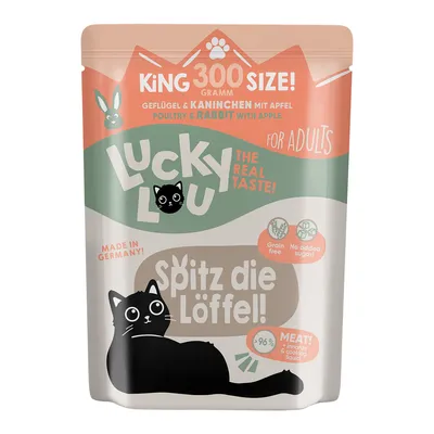 Lucky Lou Katzenfutter für Erwachsene, King 300 Size, Geflügel & Kaninchen mit Apfel, Made in Germany, ohne Getreide, ohne Zuckerzusatz, 96% Fleischanteil inklusive Kochflüssigkeit.