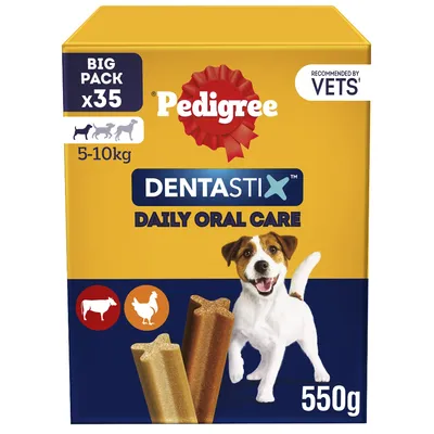 Pedigree Dentastix Daily Oral Care, big pack of 35 sticks for 5-10kg pets, recommended by vets, 550g, with beef and chicken icons shown.