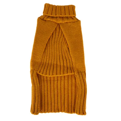Gelber gestrickter Hundepullover mit Rollkragen und offenem Bauchbereich, geeignet für kalte Tage.