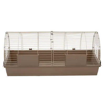 Cage pour rongeur avec base en plastique marron, structure en métal blanc et deux mangeoires intégrées à l’avant.