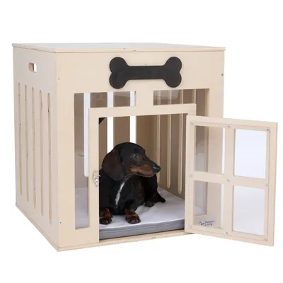 Holz-Hundehütte mit Plexiglasfenstern, Knochen-Dekor auf der Oberseite, offene Tür und Dackel im Inneren. Marke Modern Living sichtbar.