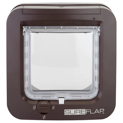 SureFlap sportello per pet marrone con microchip, area della porta trasparente e regolatore rotante per le impostazioni.