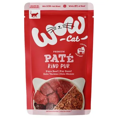 WOW Cat Premium Paté Rind Pur, 70% rundvlees, graanvrij. Made in Germany. Pure Beef, Pur Boeuf, Solo Vacuno, Solo Manzo. Afbeelding van vlees en paté in een kom.