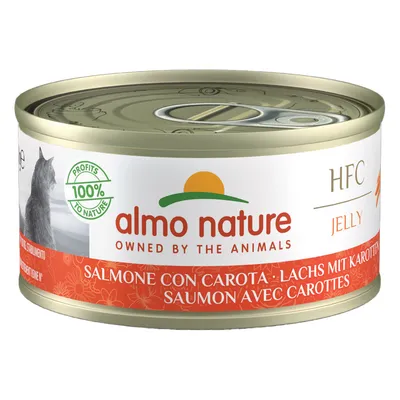Boîte Almo Nature HFC Jelly, saumon avec carottes. Texte visible : 'Profits 100% to nature', 'Owned by the animals'. Inscriptions en plusieurs langues sur l’étiquette.