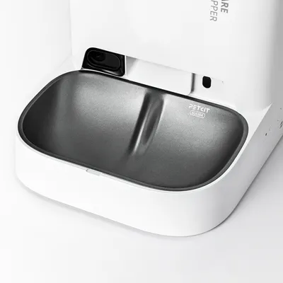 Futterschale aus Edelstahl SUS304 von PETKIT, passend für automatischen Futterspender. Weißes Gehäuse mit grauer Schale.
