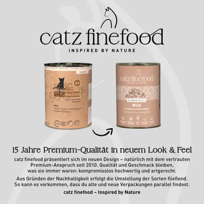 catz finefood Classic Adult Wild im neuen und alten Verpackungsdesign. Hinweis: Umstellung auf neues Design, Qualität bleibt unverändert hochwertig. Nachhaltigkeitsumstellung wird erklärt. catz finefood Classic Adult Wild im neuen und alten Verpackungsdesign. Hinweis: Umstellung auf neues Design, Qualität bleibt unverändert hochwertig. Nachhaltigkeitsumstellung wird erklärt.