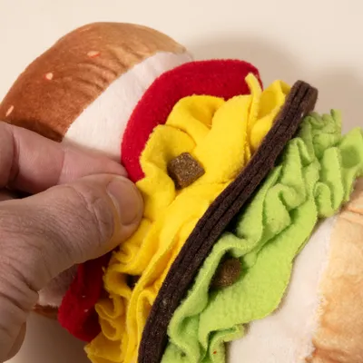 TIAKI inteligentní hračka Burger TIAKI inteligentní hračka Burger