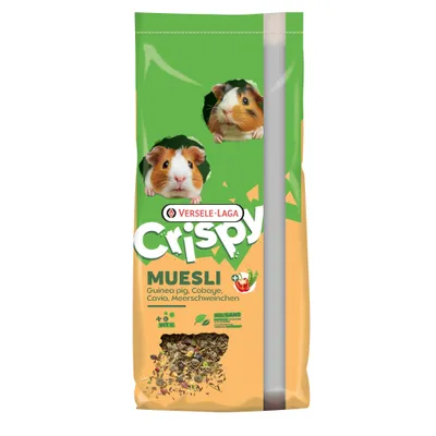 Versele-Laga Crispy Muesli marsuille, näkyvä sekoitus, viittauksia vitamiineihin ja ilman keinotekoisia väriaineita, pakkauksessa kaksi marsukuvaa.
