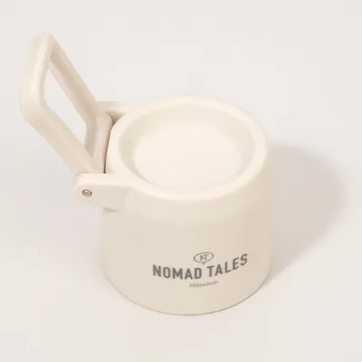 Nomad Tales Spirit 3-in-1 Reiseflasche aus Edelstahl - 800 ml + 2 x 200 ml Reisenapf Nomad Tales Spirit 3-in-1 Reiseflasche aus Edelstahl - 800 ml + 2 x 200 ml Reisenapf