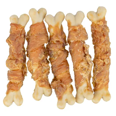 Öt rágócsont csirkehússal bevonva, alkalmas snackként vagy jutalomként háziállatok számára.