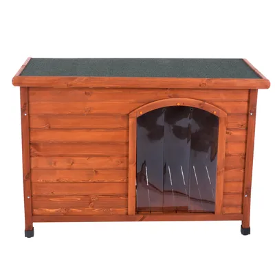 Caseta de madera para perros con puerta de láminas transparentes y techo plano oscuro. Estructura rectangular, patas cortas y acabado barnizado visible. Caseta de madera para perros con puerta de láminas transparentes y techo plano oscuro. Estructura rectangular, patas cortas y acabado barnizado visible.