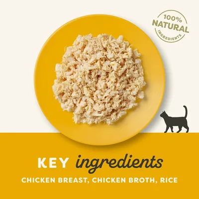 100% NATURAL INGREDIENTS. KEY ingredients: CHICKEN BREAST, CHICKEN BROTH, RICE. Plato amarillo con comida desmenuzada y silueta de gato visible.