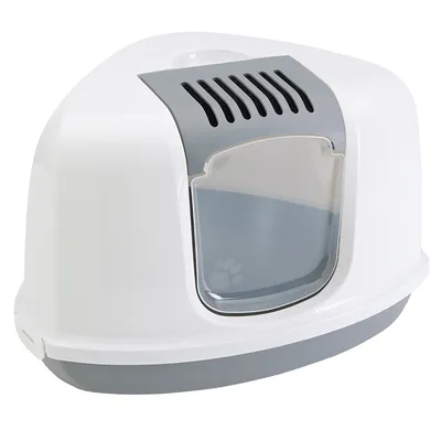 Zamknięta kuweta dla kota z szarą pokrywą, przezroczystymi drzwiczkami i otworami wentylacyjnymi na górze. Widoczny motyw łapki na drzwiczkach.