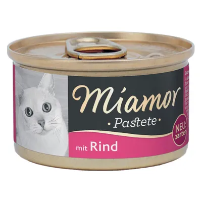 Miamor Pastete -kissanruoka, makuna naudanliha. Etiketissä teksti 'mit Rind', kuva kissasta ja merkintä 'NEU: zarter'.